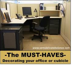 must haves in office cubicle decor