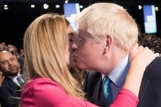 May 31, 2021 · boris johnson and carrie symonds have opted not to take an immediate honeymoon, as congratulations flowed in following their secret wedding on saturday. Boris Johnson And Pregnant Carrie Expecting Their Second Baby Together Evening Standard