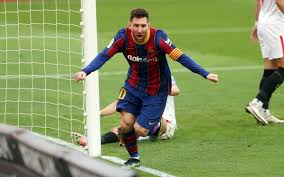 Messi with a controversial play where a yellow card could'. Xn Ezdvpy4czwm