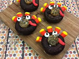 You could craft out turkey from paper or cardboard or a variety of. Kids Will Go Crazy For This Turkey Doughnuts Thanksgiving Sweet Treat In May 2021 Ourfamilyworld Com