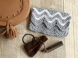 lil mountains purse pouch crochet