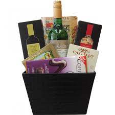 wine gift baskets canada free