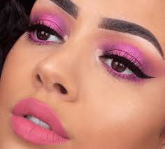 10 best pink makeup looks to try in