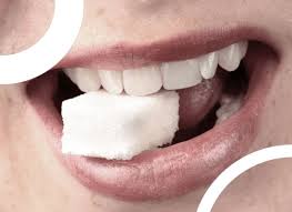 Pour comprendre comment se crée une carie, cliquez ici. La Carie Sur Une Dent L Infection Dentaire Dr Ari Elhyani Chirurgien Dentiste