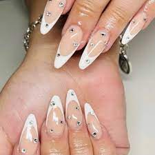 nail salons near 1400a grant ave