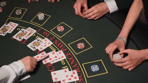 Nhan doi tien cuoc trong blackjack: Cach nhan doi tien thang cua ban | Natural8