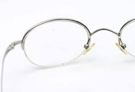 Eyeglasses Lens Frame Alignment