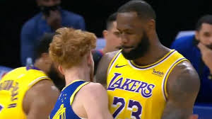 Перевод песни warriors — рейтинг: Lebron Short Handed Lakers Beat Up On Warriors 128 97 Abc7 Los Angeles