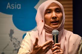 This is the official facebook page of nurul izzah anwar Nurul Izzah Rejoins Public Accounts Committee After Mahathir Agrees To Replace Chief With Opposition Mp Today