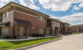 townhome apartments in west omaha ne