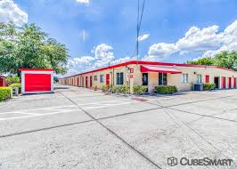 self storage units at 2200 herie dr
