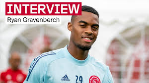 Daartussen prijken de namen van twee nederlanders: Gravenberch Helpt Brobbey Je Moet Rennen Vriend Interview Onefootball