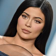 kylie jenner shares selfie with real