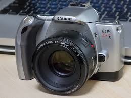 Canon japan just announced the new white color eos kiss x7 camera(eos rebel sl1/eos 100d). Canon Eos Kiss 5 ã¨ã„ã†ãƒ•ã‚£ãƒ«ãƒ ä¸€çœ¼ãƒ¬ãƒ•ã‚«ãƒ¡ãƒ© ã¬ã¼ã¼