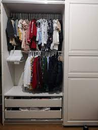 You can even add and remove parts such as shelves and drawers at a later date if you wish. Ikea Pax Wardrobe 2mx2m In E13 Newham Fur 230 00 Zum Verkauf Shpock At