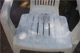 cleaning white resin patio furniture