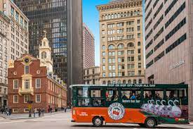 hop off boston tour with old town trolley