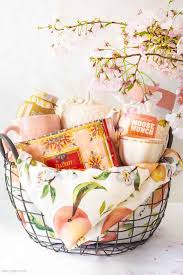 gift basket ideas pretty in pink
