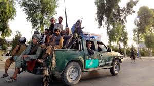 Taliban fighters are in the process of taking over the capital kabul and have seized the presidential palace. Abl Fuocxtajrm