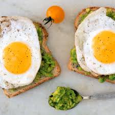 Fortunately, eggs are healthier and lower in calories than most people think! 4 Crazy Healthy Breakfasts Under 300 Calories Healthy Low Calorie Breakfast 10 Healthy Breakfast 300 Calorie Meals