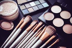 essentials voor in je make up kit