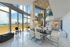 Heute verfügen wir über 539 wohnungen in miami platja. Moderne Penthouse Wohnung In Miami Mit Atemberaubendem Ausblick Masterhomes