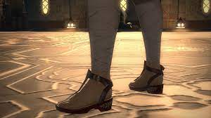 It's time for feet to be remodeled. It's 2019 and our feet still look like  shoes with feetures drawn on them. : r/ffxiv