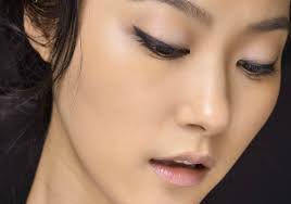discover which type of eyeliner suits