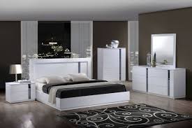 High Gloss Mdf Wood Master Bedroom Set