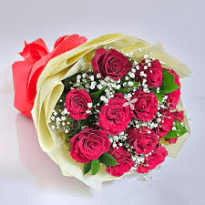 12 red roses valentine special bouquet