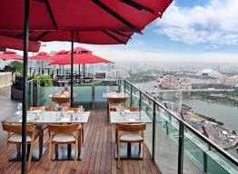 cÉ la vi singapore rooftop bar in