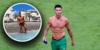 Flavius daniliuc rating is 68. Mucki Monster Ofb Jewel Puts Ronaldo In The Shade Football Archysport