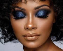 31 spectacular blue eyeshadow looks for