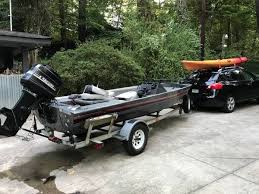 Comes with tohatsu 9.8 hp outboard and saltwater trolling motor. Fishing Boat Classifieds For Sale Zeboats