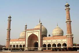 10 MUST VISITS OF LUCKNOW