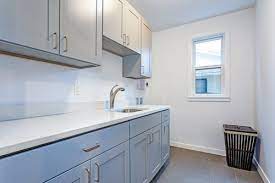 How much can you expect to make as a kitchen installer cabinet companys i installed for always paid by the unite. Cost Of Kitchen Cabinets Installed Labor Cost To Replace Kitchen Cabinets