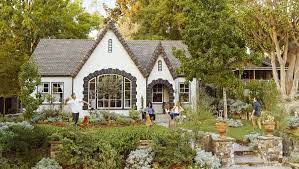 50+ Best Curb Appeal Ideas - Home Exterior Design Tips