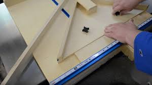 When cutting, stop the sled before the blade exits the back end of the How To Make Your Own Table Saw Crosscut Miter Sled Combo Page 2 Of 2 Brilliant Diy