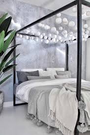 25 edgy ways to style your canopy bed