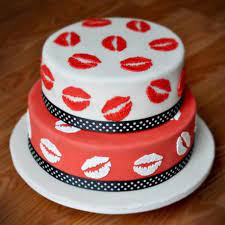 2 tier red lips fondant cake kiss day