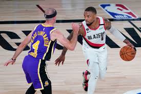 Damian lillard is playing, but zach collins is done. Photos Trail Blazers Vs Lakers Game 3 Portland Trail Blazers