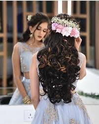 curly hairstyle for brides that are