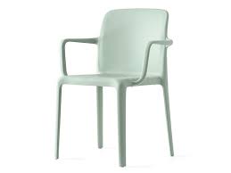 bayo stackable polypropylene chair with