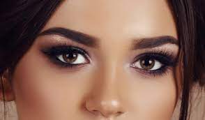 stunning 8 smokey eye makeup looks to