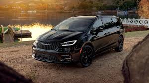 2024 chrysler pacifica s reviews