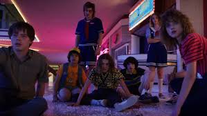 Watch the official funny bloopers from stranger things, a netflix drama series starring millie bobby brown, gaten matarazzo and caleb mclaughlin.stranger. Stranger Things Revine Oficial Pe Netflix Cu Sezonul 4
