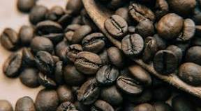 How do you refresh old coffee beans?