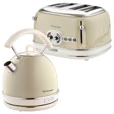 ariete cream kettle and 4 slice toaster