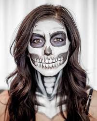 20 stunning skeleton makeup designs