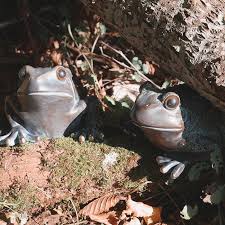 Frog Garden Statue For Garden Decor